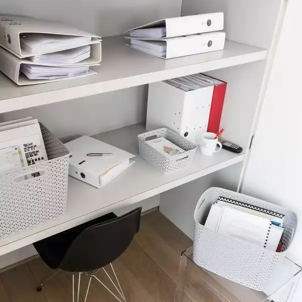 Curver 28L Grey Basket - Image 6