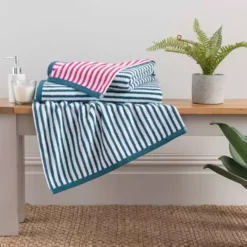 Dunelm Fuscia And Peacock Striped Towel