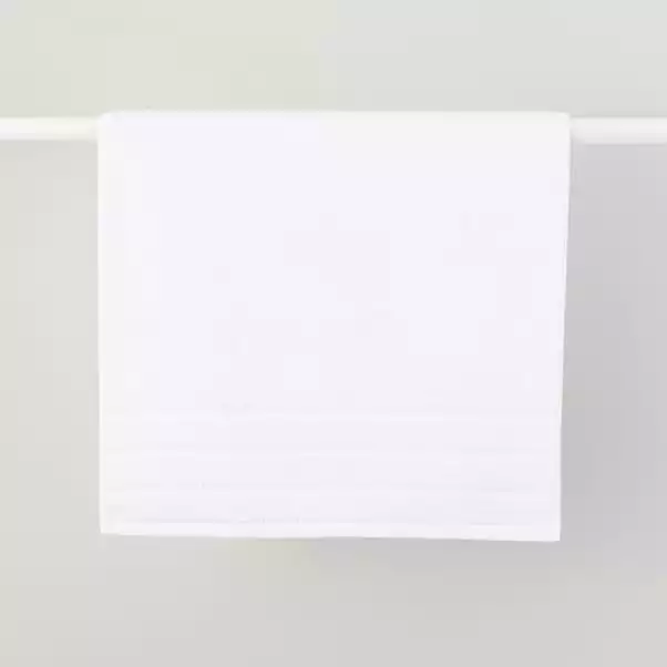 Dunelm Ultimate Towel White - Image 3
