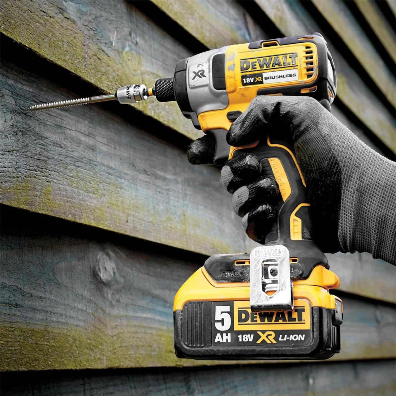 DeWalt DCF887N 18V Impact Driver With 1x 5.0Ah Battery & Concrete Frame Screw Pack, 72 - 152mm (5000 Mixed Pack) - Image 4