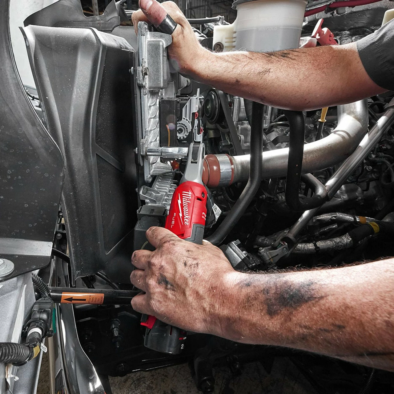 Milwaukee M12 FHIR38-0 12V Fuel 3/8" High Speed Ratchet (Body Only) - Image 5